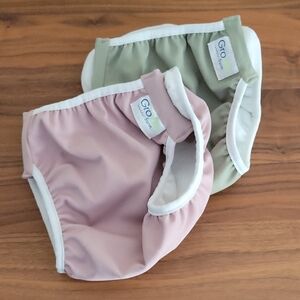 2 Swim Diapers Size 2 (16-33lbs)